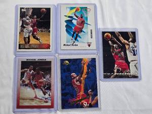lot 215 image: Lot of 5 Michael Jordan Cards