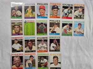 lot 219 image: Lot of 20 Vintage Topps Baseball Cards from 1964