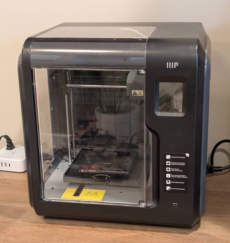 lot 89A image: Monoprice MP Voxel 3D Printer