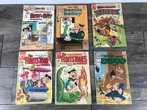 lot 266 image: Lot of 6 Vintage Charlton Comics - The Flinstones - Beetle Bailey