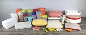 lot 308 image: Lot of Vintage Tupperware