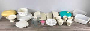 lot 313 image: Lot of Vintage Tupperware