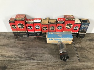 lot 323 image: 11 - Vintage Vacuum Tubes - RCA & Arcturus - All of them are in boxes and all of them have tubes