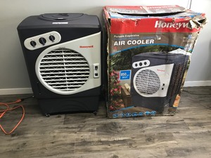lot 331 image: Honeywell Outdoor  Commercial Air Cooler on Wheels
