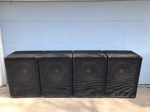 lot 334 image: 4 - Peavey 118-Sub HC Subwoofers