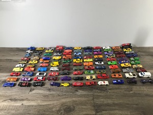 lot 341 image: Lot of 100 Die Cast Cars  - Hot Wheels and more