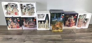 lot 369 image: 4 - Dickens Keepsake Porcelain Lighted Houses with Boxes & 1 Package of Hand-Crafted Dickens Keepsake Figurines