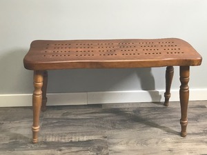 lot 382 image: Cribbage Board Small Wood Table