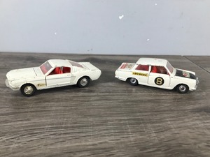 lot 399 image: 2 - Vintage Dinky Toy Die Cast Cars