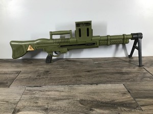 lot 409 image: Remco Gun Monkey Division Okinawa Gun 1960s Vintage Toy Gun Remco