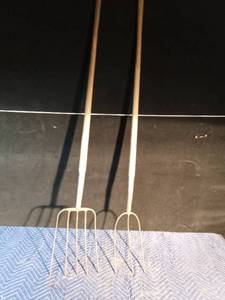 lot 71 image: 5 Tine and 3 tine hay pitchforks