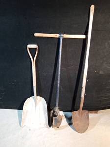 lot 81 image: 2 shovels and a post hole digger