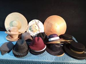 lot 202 image: Variety of hats