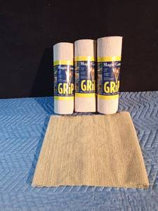 lot 198 image: 3 Rolls of new Magic grip - Nonslip liner