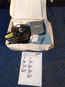 lot 162 image: New ST60 boat speed system with instructions
