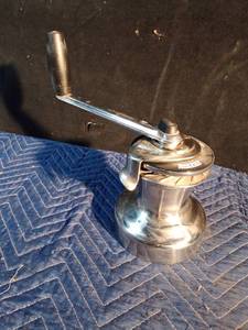 lot 151 image: Anderson boat winch