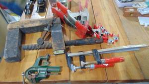 lot 34 image: Lot of Clamps