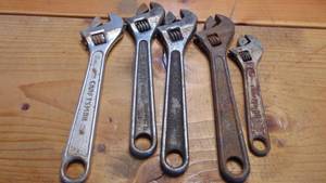 lot 48 image: 5-Crescent Wrenches