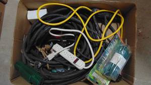 lot 63 image: Lot of Electrical Cords