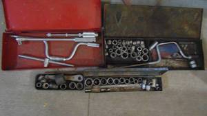 lot 90 image: 4 Metal Containers with Sockets and Handles