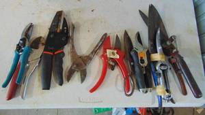 lot 96 image: Lot of Various Garden Shears and Cutters