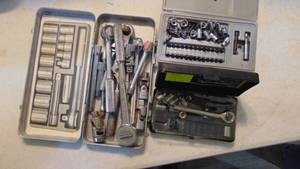lot 119 image: Misc Rackets and Sockets
