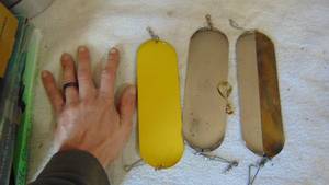 lot 153 image: Extra Large Lures