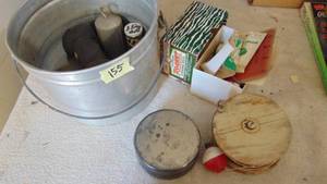 lot 155 image: Bucket of Fishing Items