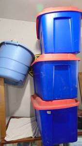 lot 16 image: 3- Large Totes and Large Plastic Tub