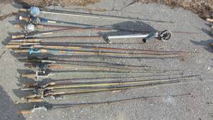 lot 71A image: Lot of Misc Fishing Rods