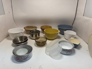 lot 13 image: Bowls, Bowls, and More Bowls