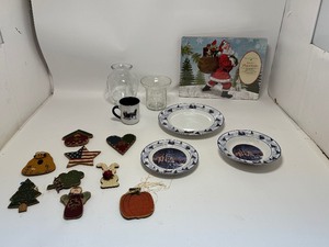 lot 51 image: Holiday