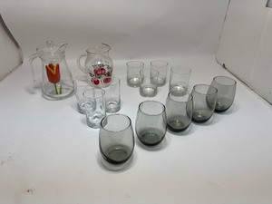 lot 53 image: Pitchers & Cups
