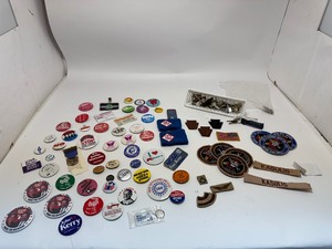 lot 45 image: Vintage Buttons, Keys, Patches