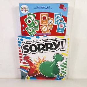 lot 4 image: Sorry Game Giggle Scape Scavenger Hunt New