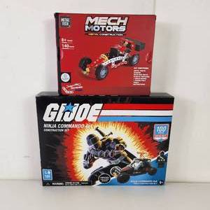 lot 25 image: Mech Motors Metal Construction Car Kit And G.I. Joe Construction Set 4x4 New