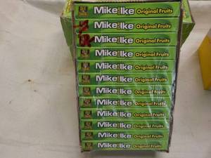 lot 130 image: 12 ct Mike and Ike Original Fruit B...