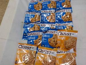 lot 198 image: Quest...