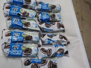 lot 207 image: Complete Crmes Cookies...