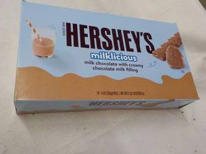 lot 238 image: Hersheys 24 ct milk chocolate bars...