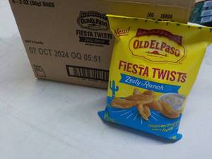 lot 87 image: 6 ct 2 oz bags Old El Paso Fiesta T...