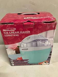 lot 14 image: Ice Cream Maker