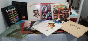 lot 746 image: Vintage Vinyl Albums. Charley Pride, The Fifth Dimension, Simon and Garfunkel
