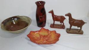 lot 749 image: Vintage Royal Haeger Brown Vase With Flowers, and More.