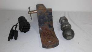 lot 752 image: Receiver, 1 78 Ball, and Trailer Plug Adapter.