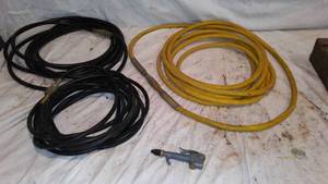 lot 468 image: Air Hoses (3) and Air Chuck.