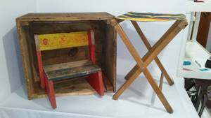 lot 820 image: Vintage Underwood Typewriter Box and More.