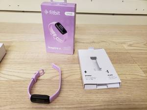 lot 47 image: Fitbit Inspire 3 Heath & Fitness Tracker