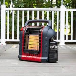 lot 8 image: Mr. Heater Portable Buddy 9,000 BTU Radiant Propane IndoorOutdoor Space Heater Customer Returns See Pictures