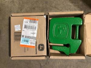 lot 18 image: Lot of John Deere Tractor Rear Weight  Customer Returns See Pictures